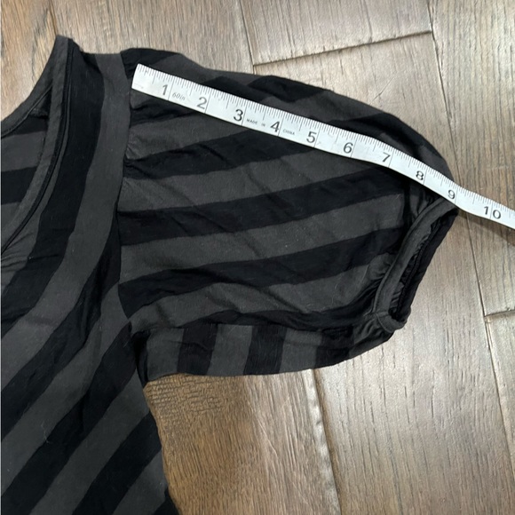 Eyeshadow Striped T-Shirt - Picture 12 of 12